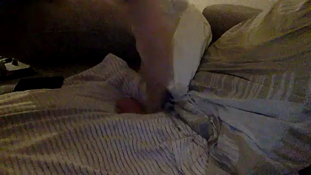 Breezydicksn online show from November 10, 9:47 pm