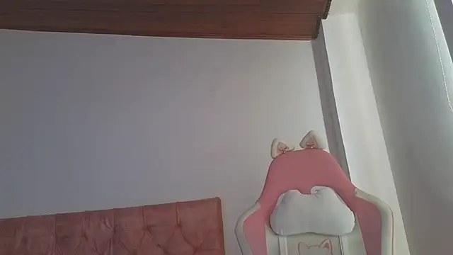 Crystal Star  online show from October 24, 3:19 pm