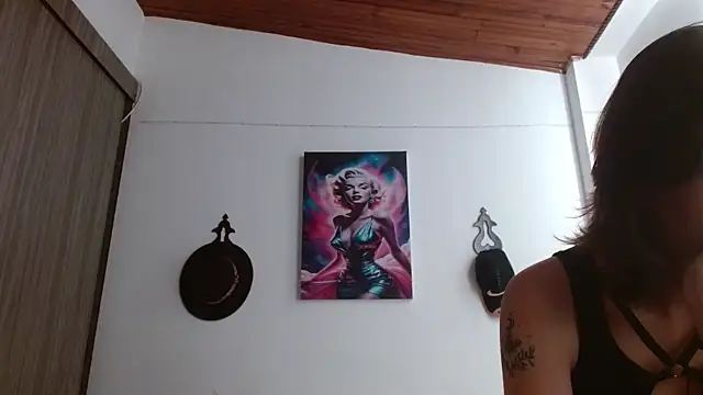 Crystal Star  online show from April 9, 1:38 pm