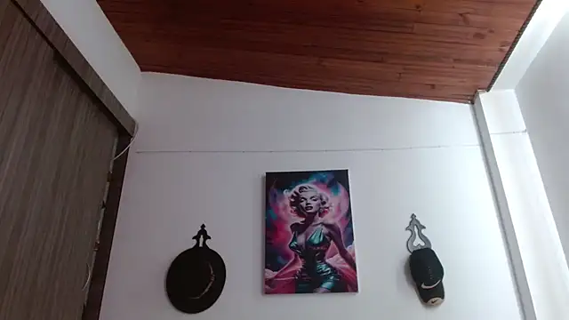 Crystal Star  online show from April 10, 1:49 pm