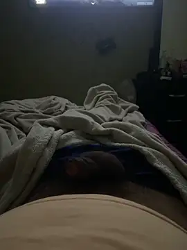 Snapshot of Guajondua chatting on February 23, 12:19 am Guajondua online show from February 23, 12:19 am