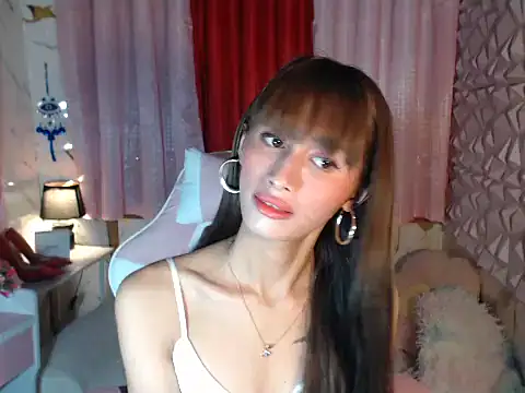 Snapshot of Ur_sweettranspinay chatting on September 20, 12:17 pm Ur sweettranspinay online show from September 20, 12:17 pm