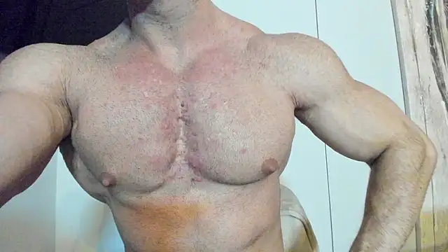 Snapshot of bretman_narcissus chatting on February 18, 2:35 pm bretman narcissus online show from February 18, 2:35 pm