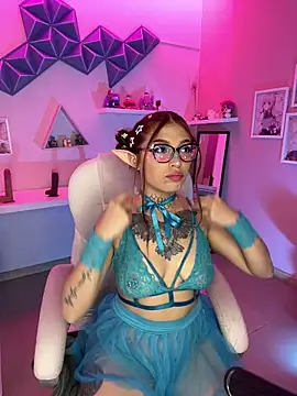 dreamleah  online show from February 21, 10:11 pm