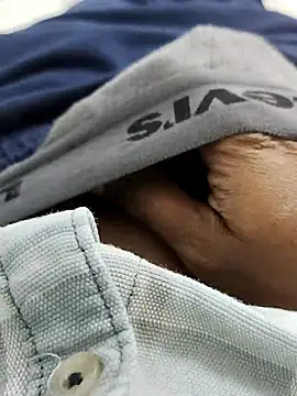 Snapshot of slim-uncut chatting on October 15, 1:00 pm slim-uncut online show from October 15, 1:00 pm