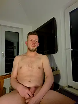 Snapshot of 6incheswannacum chatting on December 16, 12:59 am 6incheswannacum online show from December 16, 12:59 am