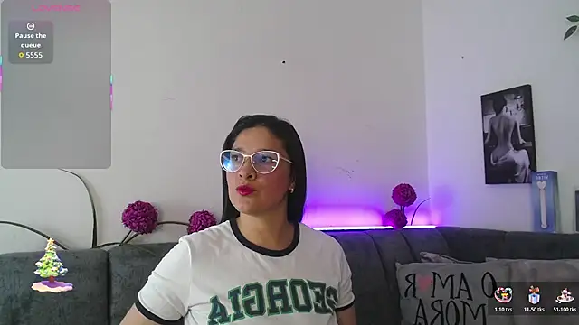 Alana steel 1 online show from February 11, 7:30 pm