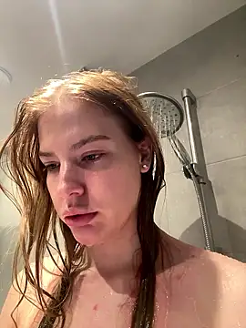 Chloemillerrxx online show from January 8, 5:26 pm