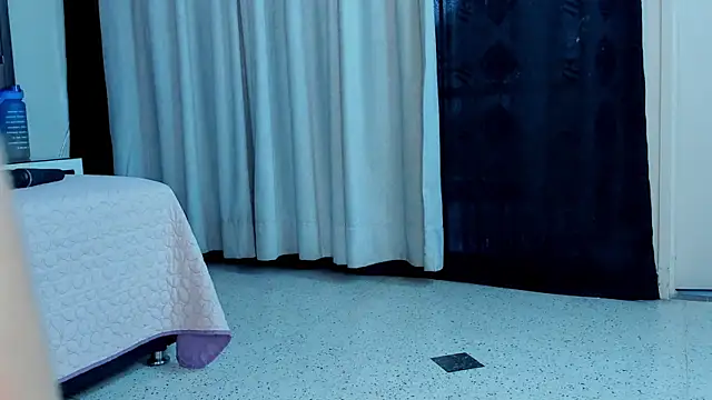 HaileyDuke online show from September 26, 12:20 pm