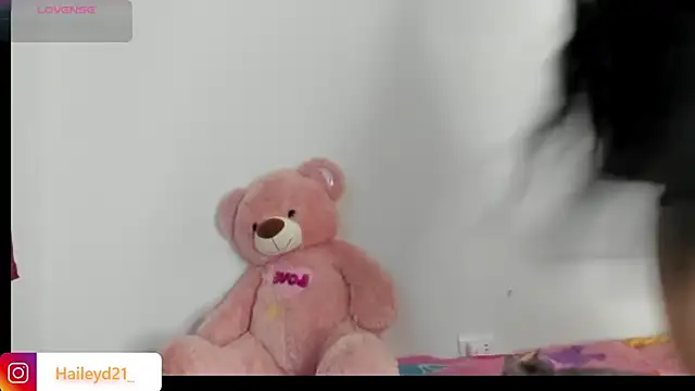 HaileyDuke online show from January 5, 10:57 pm