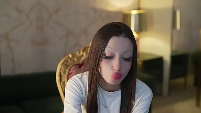 Snapshot of Naomi_054 chatting on September 21, 10:28 am Naomi 054 online show from September 21, 10:28 am