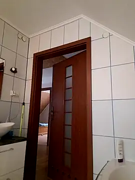 Snapshot of Liznat01 chatting on March 20, 2:11 pm Liznat01 online show from March 20, 2:11 pm