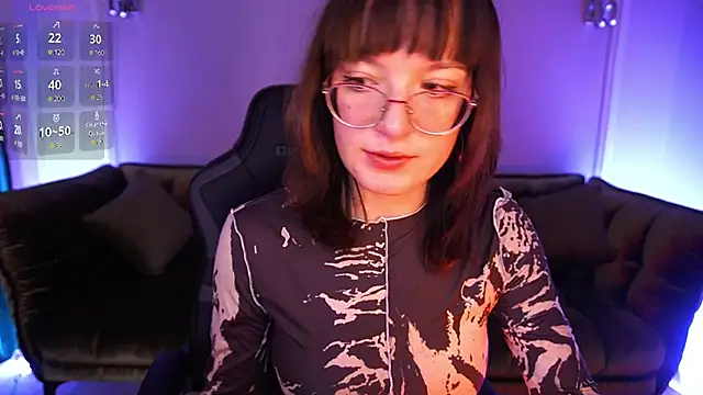 Pixie Peachh online show from November 14, 7:40 am