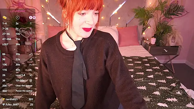 Snapshot of Pixie_Peachh chatting on February 6, 10:51 am Pixie Peachh online show from February 6, 10:51 am