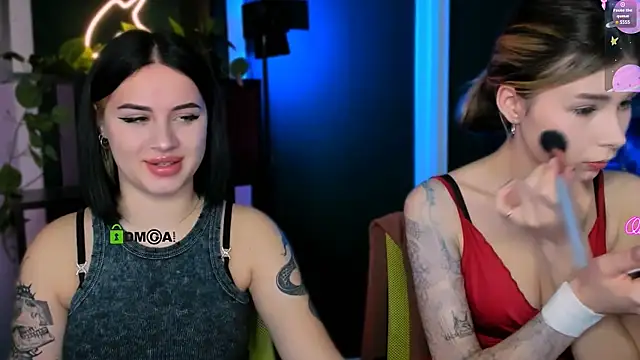 Snapshot of lily_morty chatting on April 7, 6:41 pm lily morty online show from April 7, 6:41 pm