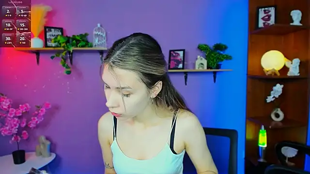 Snapshot of lily_morty chatting on May 1, 11:26 am lily morty online show from May 1, 11:26 am