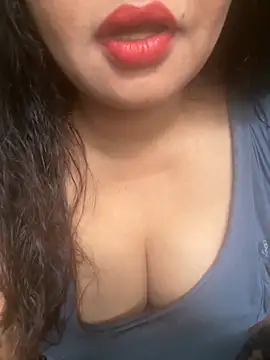 Snapshot of Bhabi_Ki_Antarvasna chatting on October 3, 4:53 am Bhabi Ki Antarvasna online show from October 3, 4:53 am