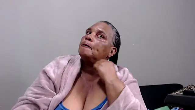 GrandBustyMelon online show from March 18, 9:29 pm