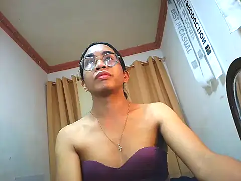 Snapshot of _karie chatting on July 16, 4:51 am karie online show from July 16, 4:51 am