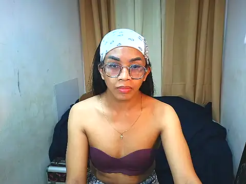Snapshot of _karie chatting on July 17, 5:14 am karie online show from July 17, 5:14 am