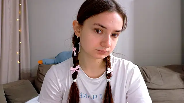 Lelia Vibe online show from November 10, 3:05 am