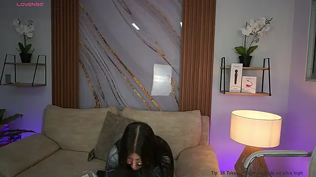 MilaCrave online show from September 30, 11:37 am