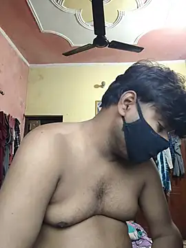 Snapshot of Cute_plak02 chatting on July 1, 5:42 am Cute plak02 online show from July 1, 5:42 am