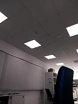 Snapshot of Hisnimin chatting on March 20, 11:20 pm Hisnimin online show from March 20, 11:20 pm