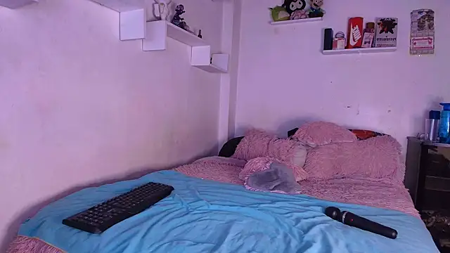annyharriis online show from May 29, 5:11 pm