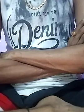 Snapshot of kuldeep12111 chatting on October 3, 6:38 pm kuldeep12111 online show from October 3, 6:38 pm