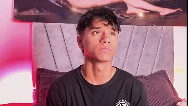 ZYZZ1312 online show from October 25, 4:46 pm