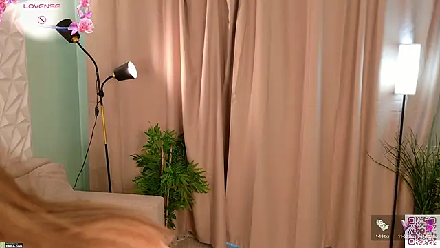 lisabaus online show from February 23, 6:22 am