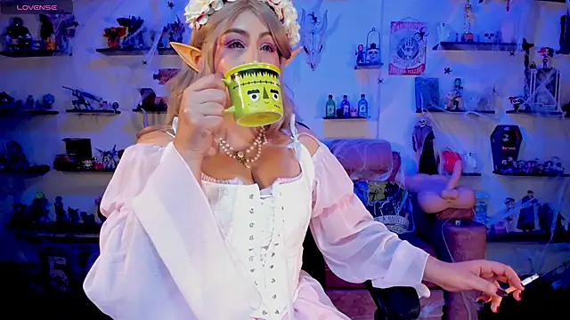 winnylove1 online show from October 30, 9:59 pm