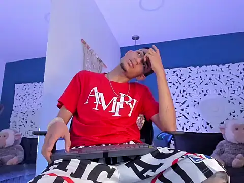 Snapshot of Adonis_WB chatting on September 30, 8:36 pm Adonis WB online show from September 30, 8:36 pm