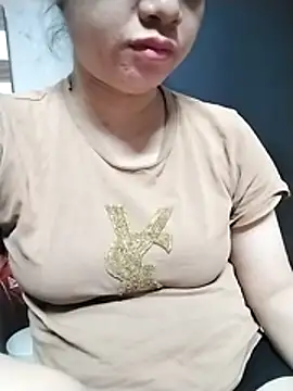 Mie rose online show from April 7, 1:55 pm