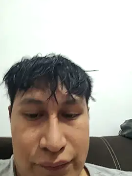 Snapshot of surdotravieso chatting on October 9, 10:41 pm surdotravieso online show from October 9, 10:41 pm