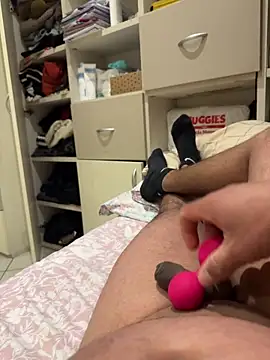 Snapshot of Rodrigopraba chatting on October 8, 5:49 am Rodrigopraba online show from October 8, 5:49 am