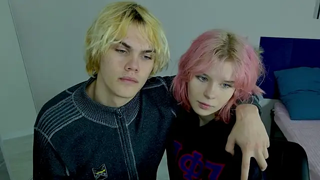 Bonnie And C1yde online show from November 2, 5:04 pm