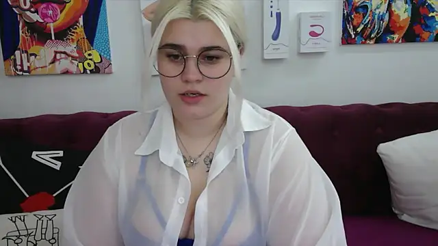Amber Monro online show from October 3, 1:35 am