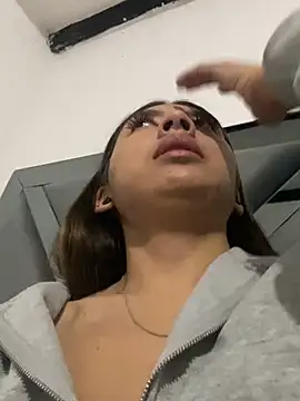 Snapshot of Sara-cooper2 chatting on February 7, 5:22 am Sara-cooper2 online show from February 7, 5:22 am