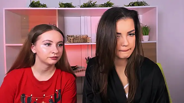 rose style online show from October 24, 8:44 am