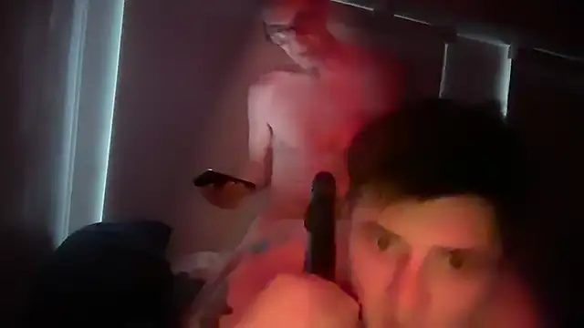 Snapshot of Trippgetsfucked chatting on September 28, 9:58 am Trippgetsfucked online show from September 28, 9:58 am