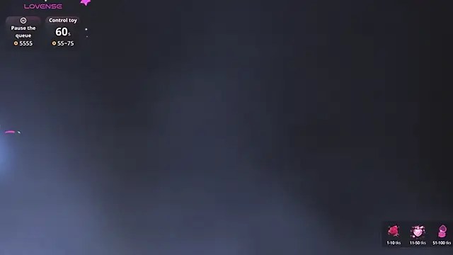 Snapshot of Noahsmitth_ chatting on October 11, 8:13 am Noahsmitth online show from October 11, 8:13 am