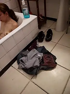 TheBunnyAndTheMaster online show from March 28, 12:21 am