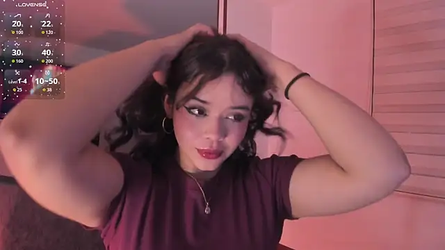 NikaVelvet1 online show from November 21, 12:10 am