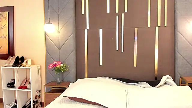 OliviGrace online show from February 16, 9:22 pm