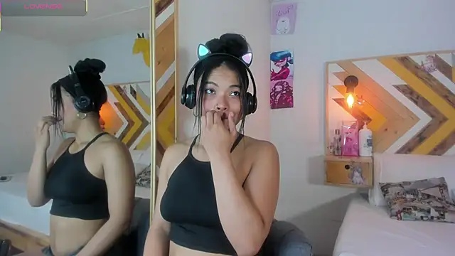 SoleneFontaine online show from November 27, 11:56 am