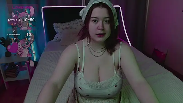 HelenHartt online show from March 13, 5:47 am