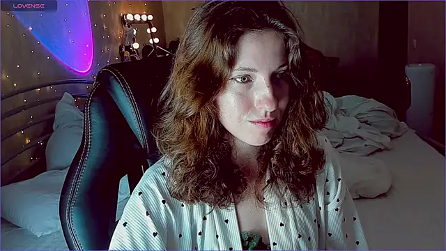 Snapshot of Agata_in_Wonderland chatting on September 9, 4:17 pm Agata in Wonderland online show from September 9, 4:17 pm