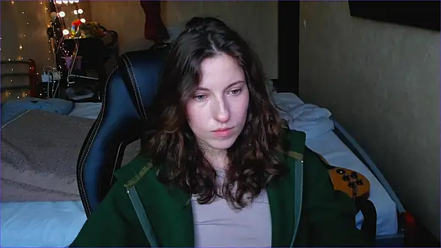 Snapshot of Agata_in_Wonderland chatting on November 4, 11:20 am Agata in Wonderland online show from November 4, 11:20 am